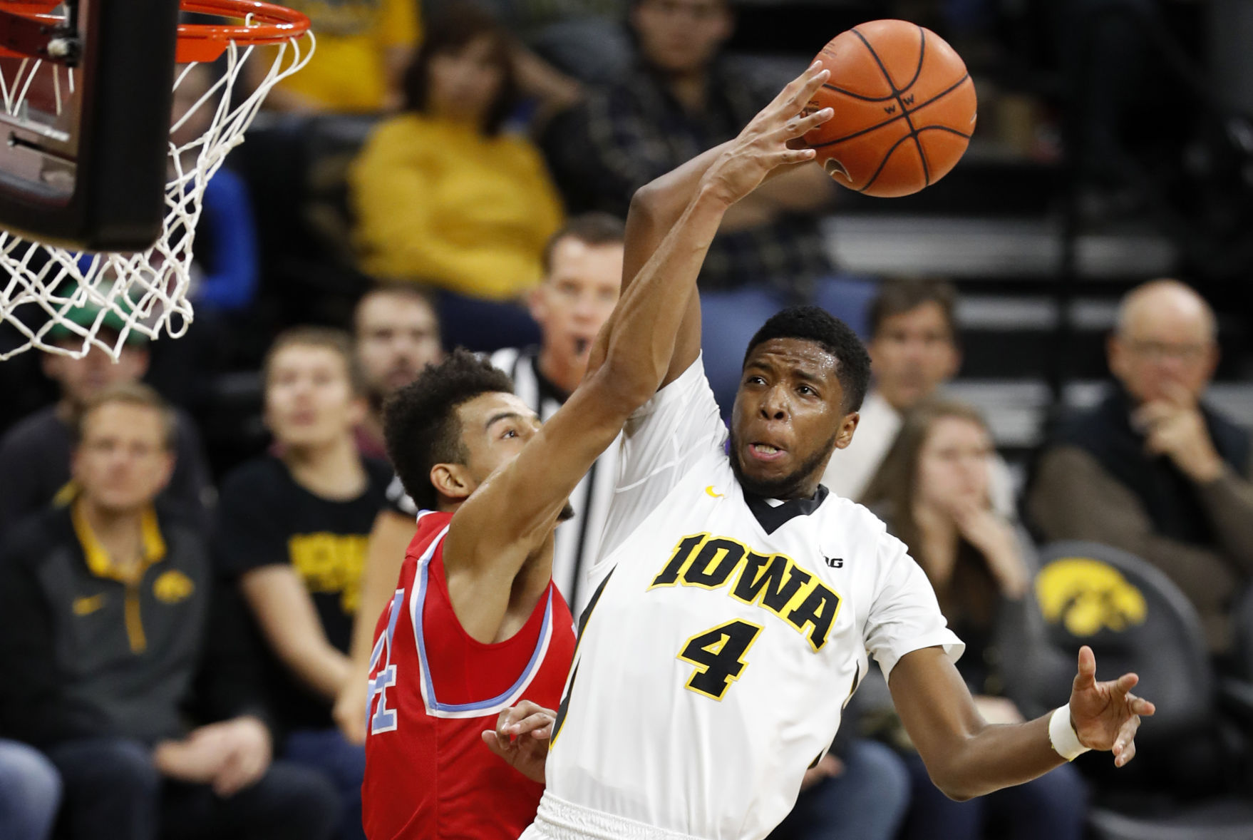Delaware St Iowa Basketball